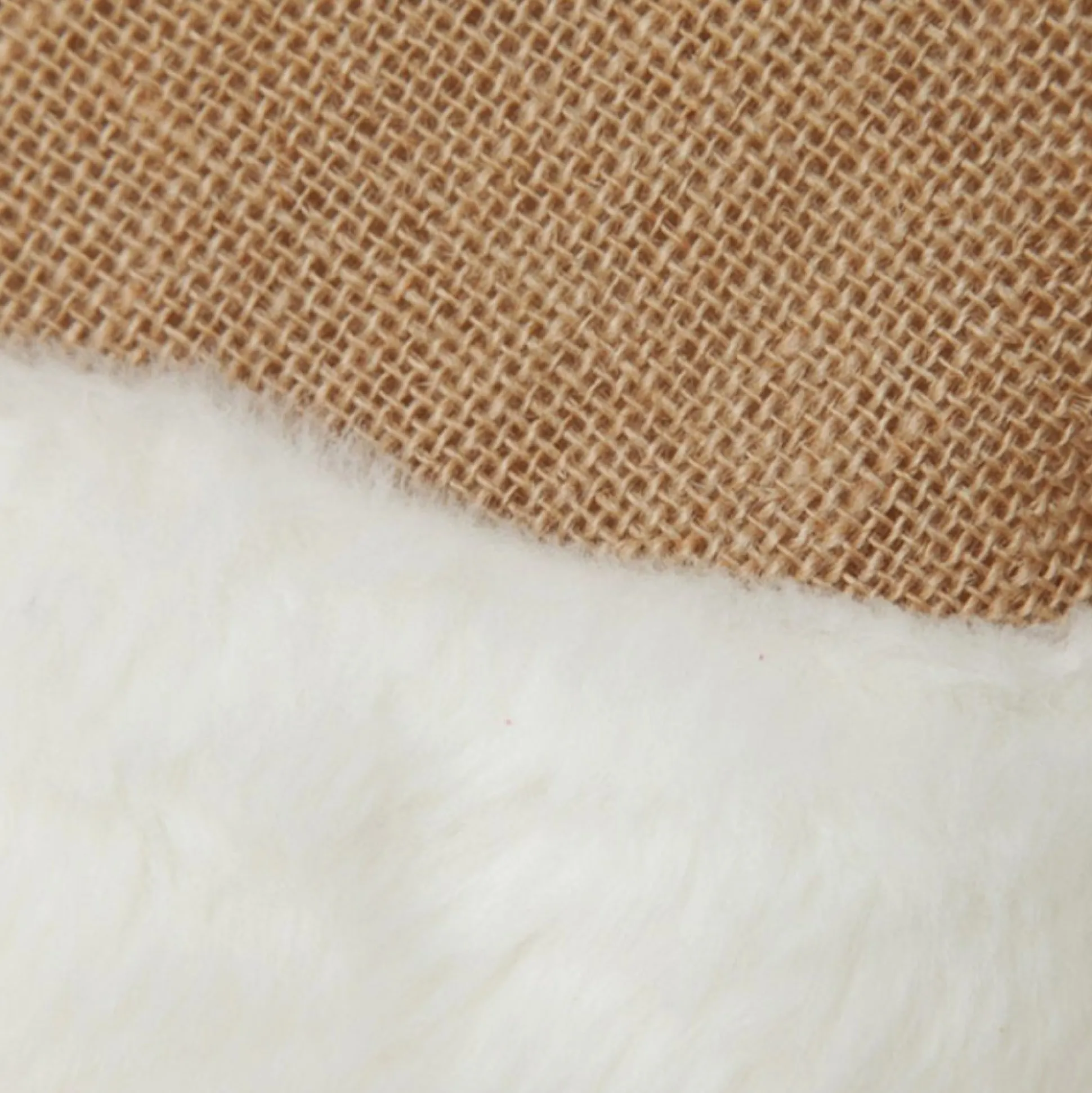 Burlap Merry Christmas Tree Skirt - White Fur Trim Christmas Tree Skirts|