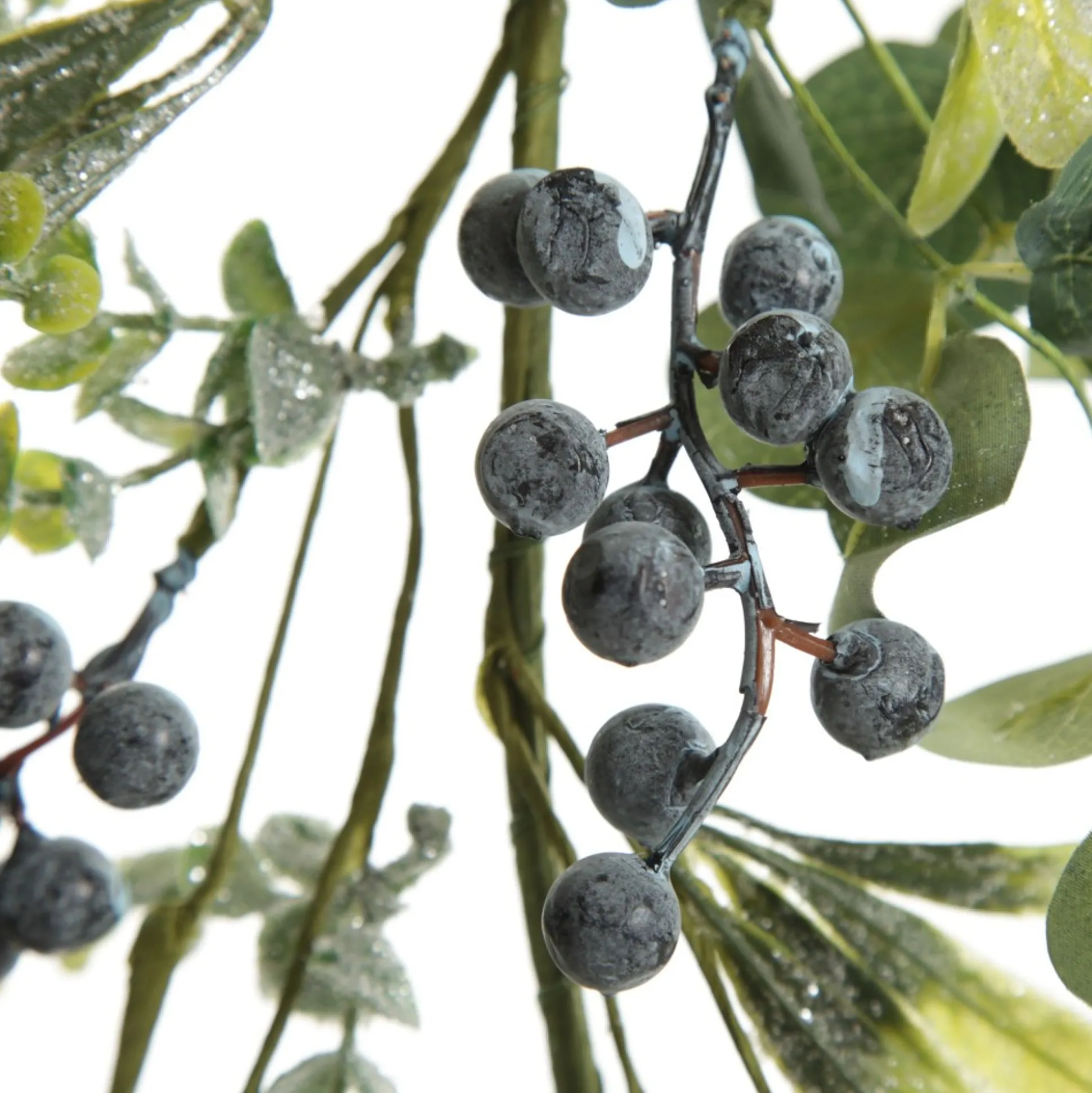Native Mixed Leaf Garland with Blueberries Christmas Garlands|