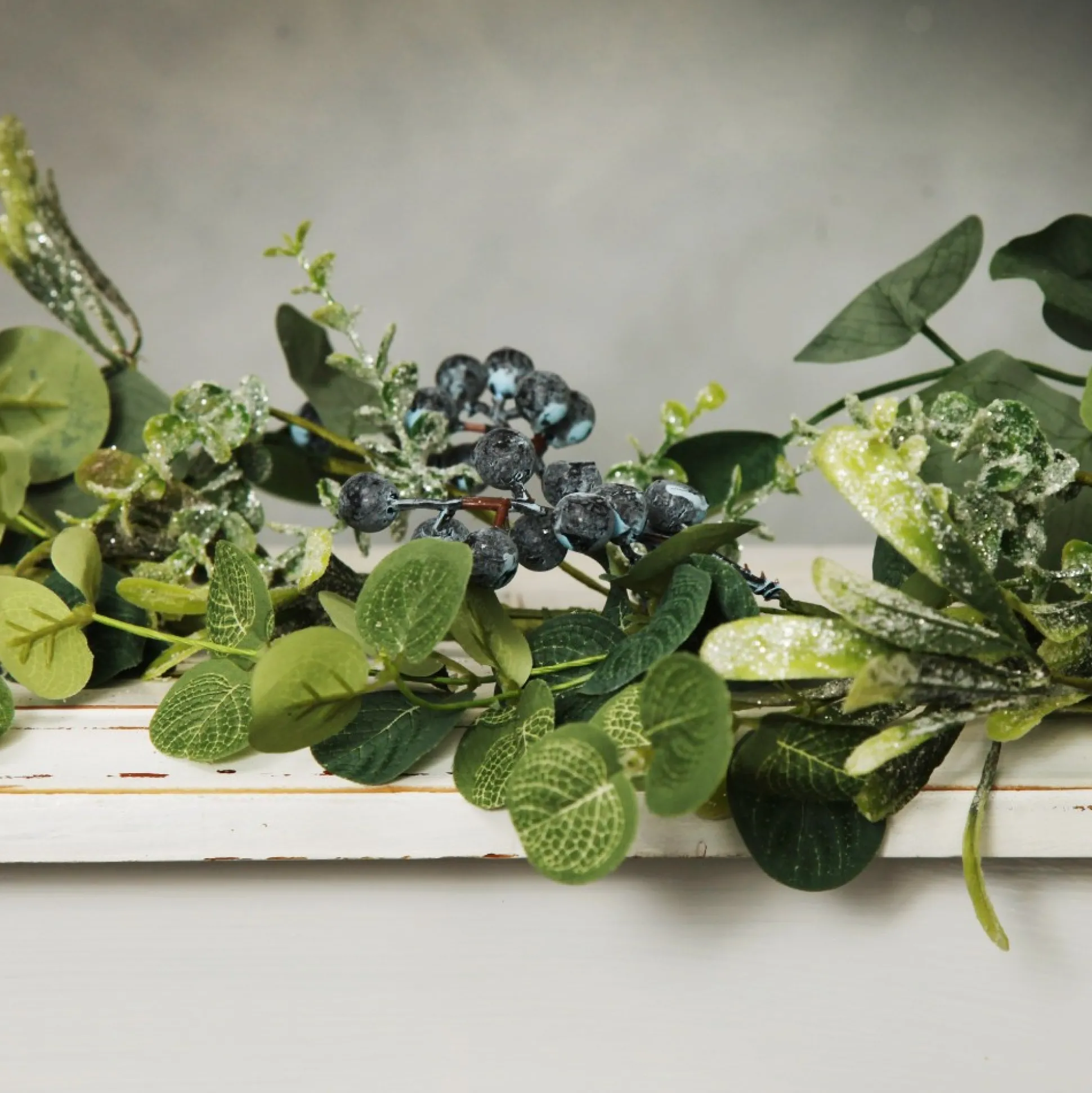 Native Mixed Leaf Garland with Blueberries Christmas Garlands|