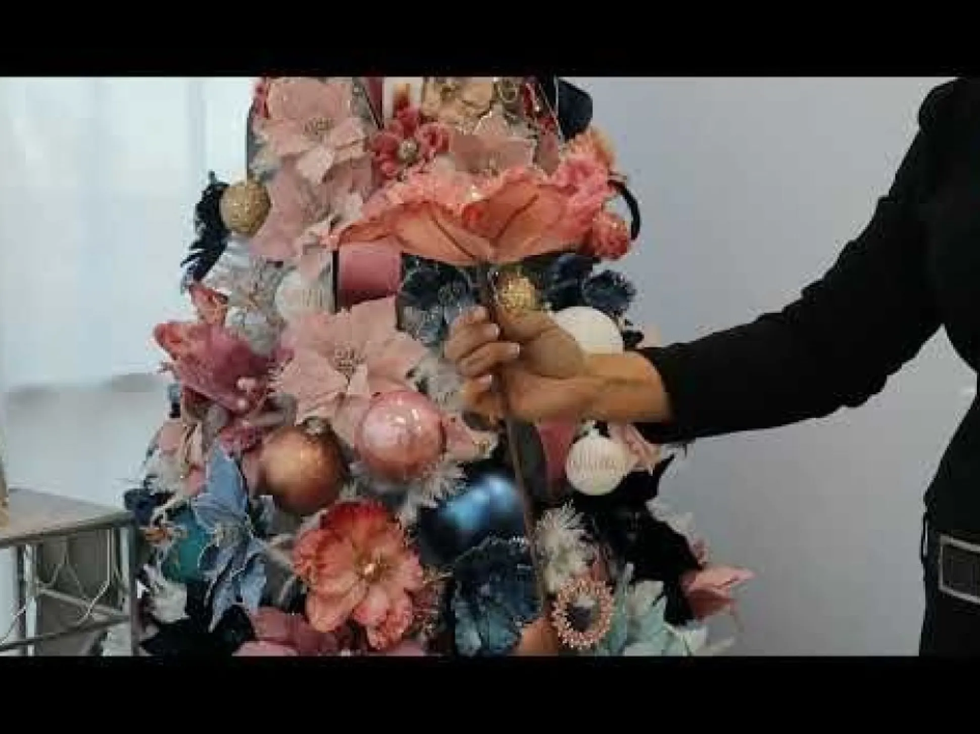 Pink Ombre Magnolia Flower Stem Christmas Flowers|