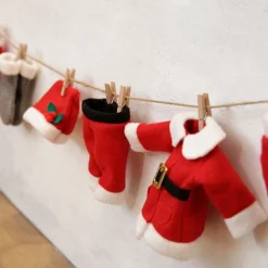 Santa Clothes Line Garland Tree Garlands|