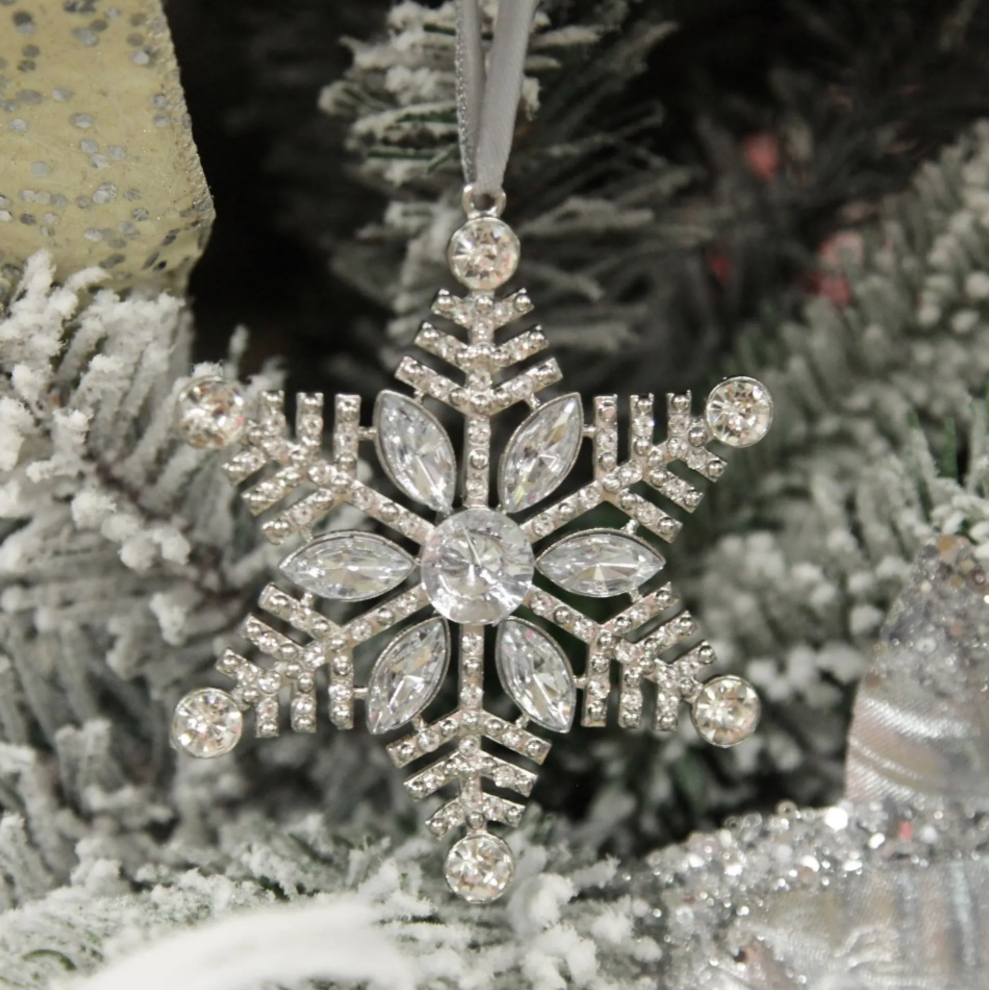 Silver Glitter Snowflake with Diamonte Tree Decoration Snowflakes And Stars|