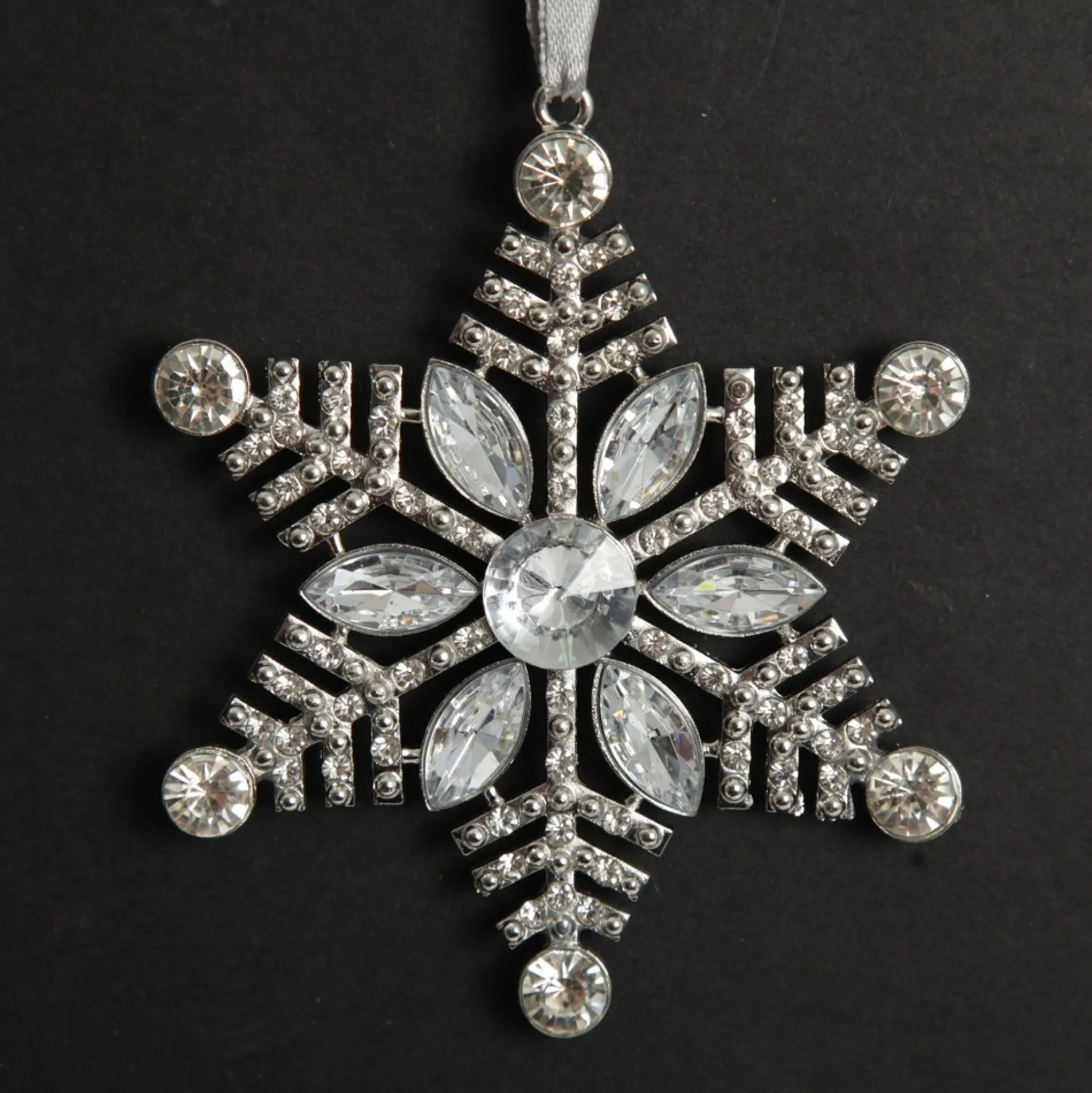 Silver Glitter Snowflake with Diamonte Tree Decoration Snowflakes And Stars|
